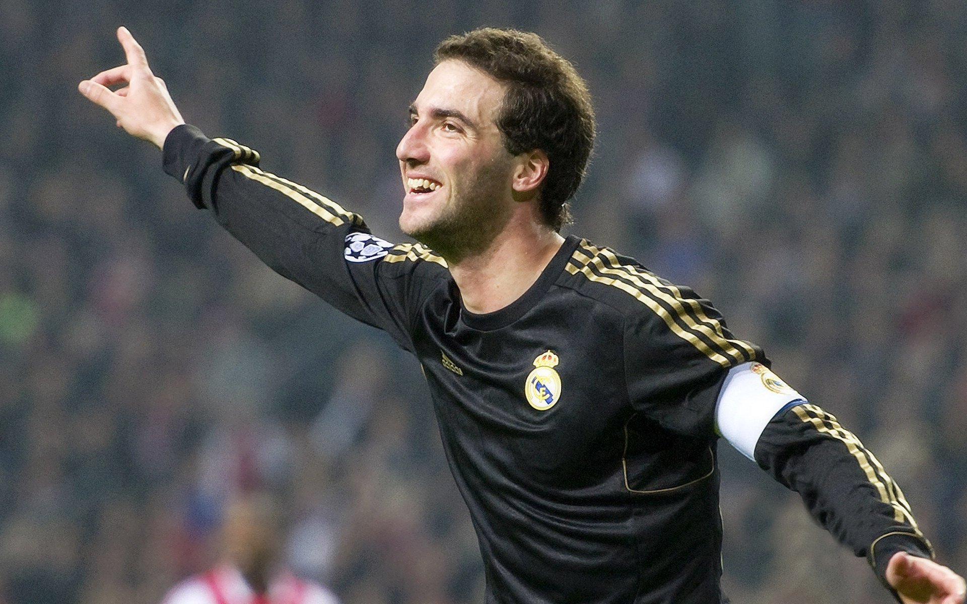 郑钦文收获罗兰加洛斯7连胜